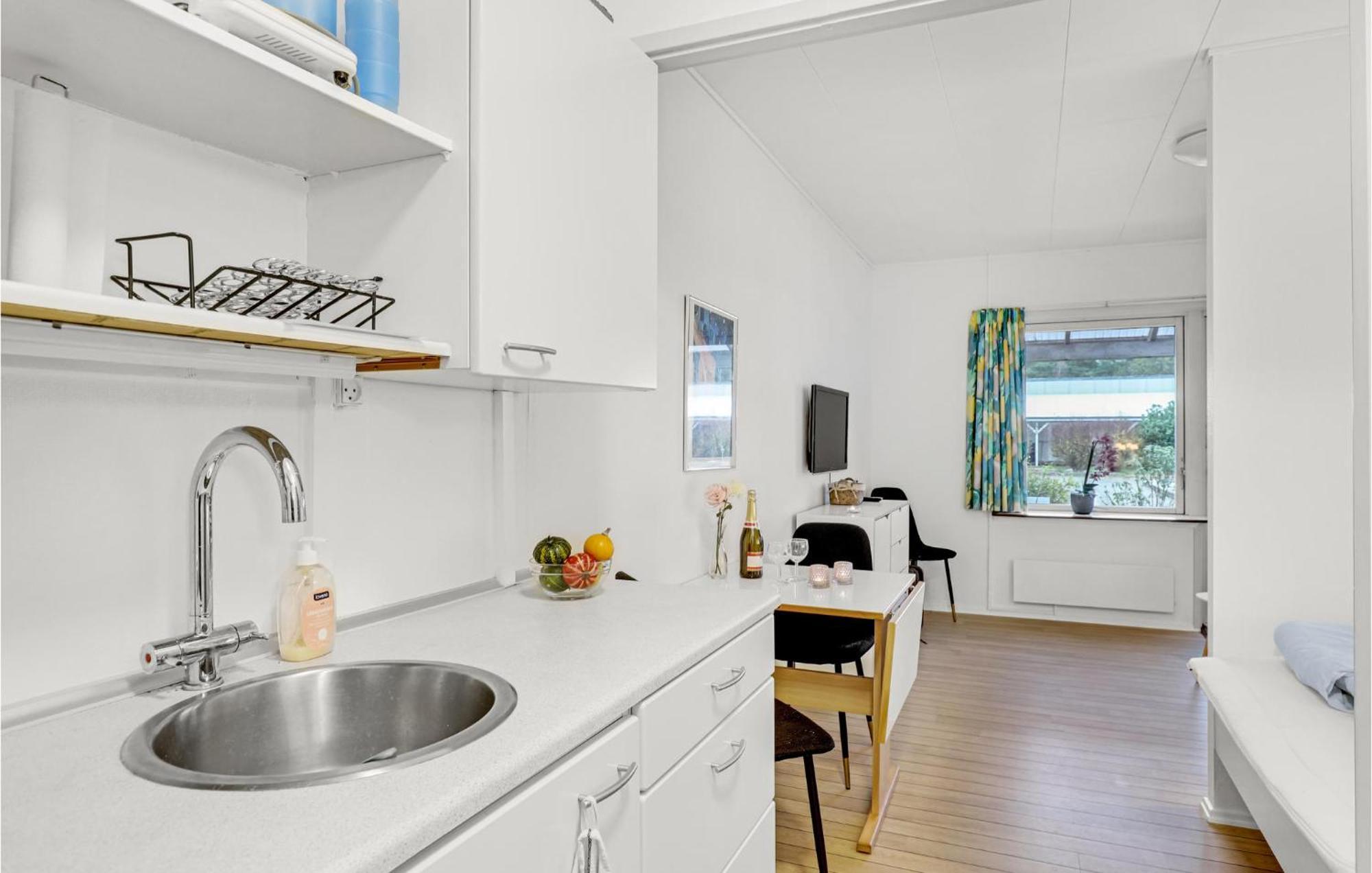 Awesome Apartment In Nexo With Sauna エクステリア 写真